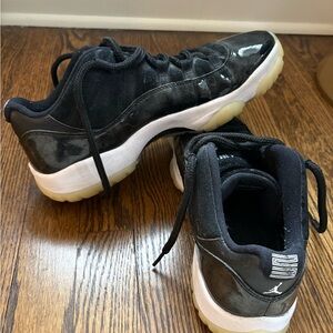 Jordan 11 Baron Black and White low top Sneakers